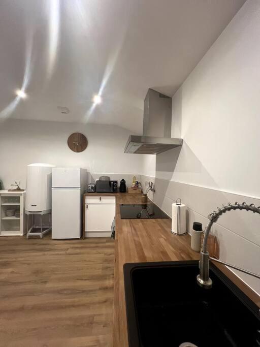 Jolie Maison Avec Courette Bourges Kültér fotó